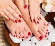 MANICURE Y PEDICURE TRADICIONAL